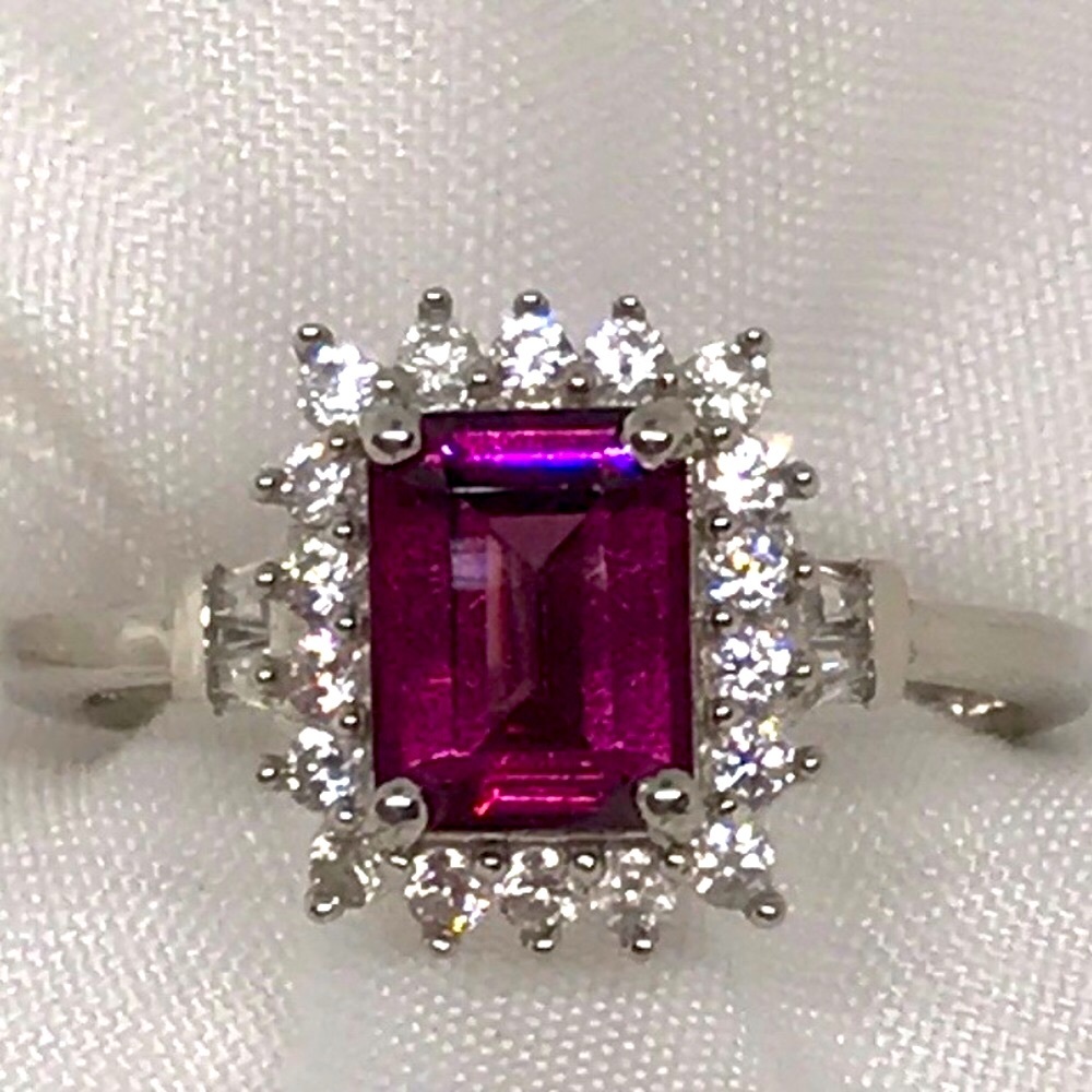 Wine colored Garnet w/ Zircon Ring Sz 8